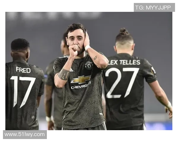 德甲精彩对决尤文图斯大胜曼联引发全场热烈反响与战术解析