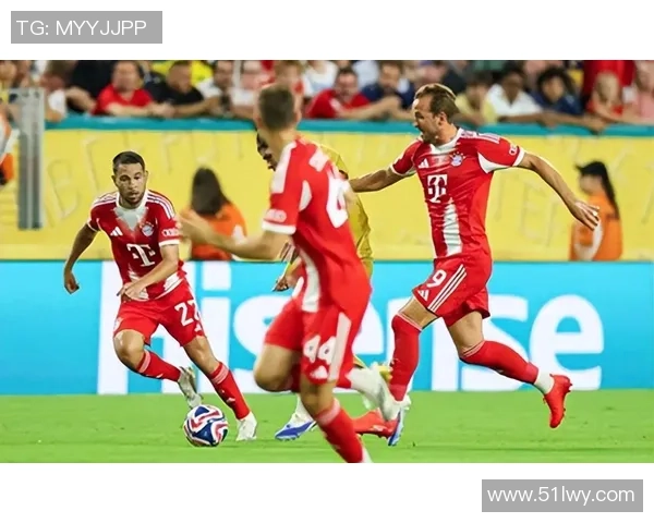 意甲焦点战AC米兰与拜仁握手言和乌龙球成比赛转折点