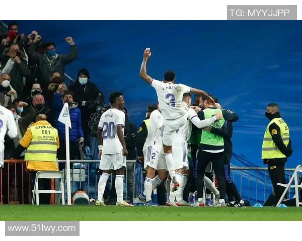 世界杯激战皇马与莱比锡鏖战成平局全场气氛瞬间沸腾