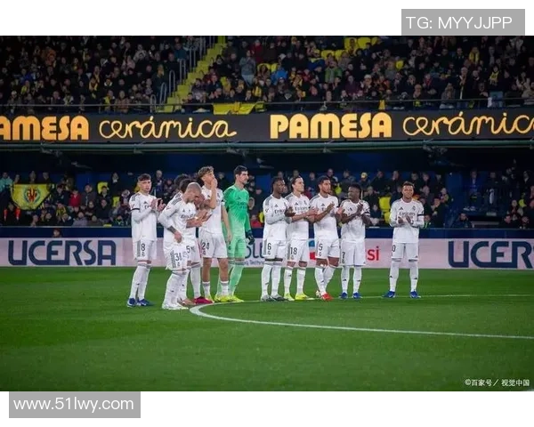 世界杯精彩对决本菲卡与多特蒙德激战成平局集锦回顾 世界杯精彩对决本菲卡与多特蒙德激战成平局集锦回顾