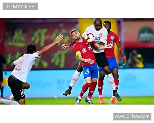 中超激战莱比锡狂胜多特蒙德绝杀瞬间点燃全场激情分析