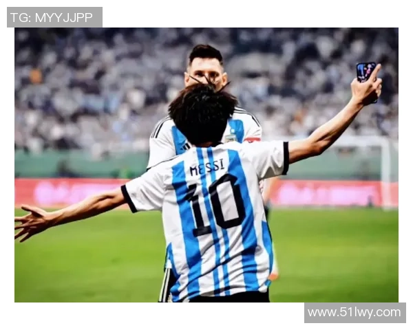 意甲激战波尔图险胜里昂点球大战引发全场狂欢与热议 意甲激战波尔图险胜里昂点球大战引发全场狂欢与热议