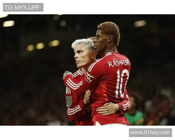 曼联逆转国米3-2晋级世界杯决赛神扑瞬间成焦点引发转会热议